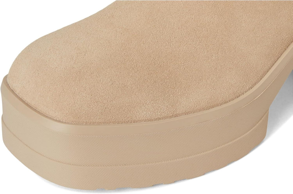 UGG Womens Moxy Chelsea