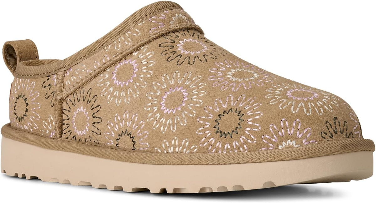 UGG womens Classic Micro Sun Stitch