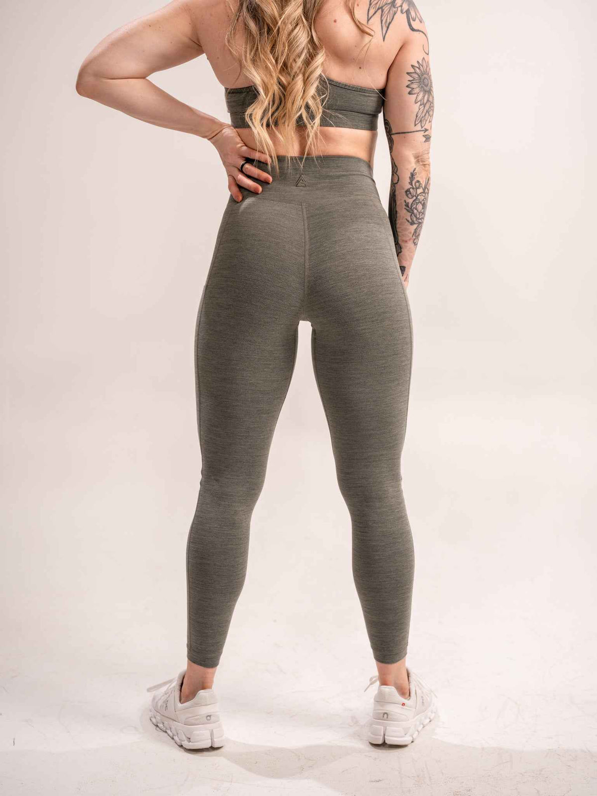 WOMEN'S | DEBUT MEGA-HIGH-RISE LEGGING : IVY